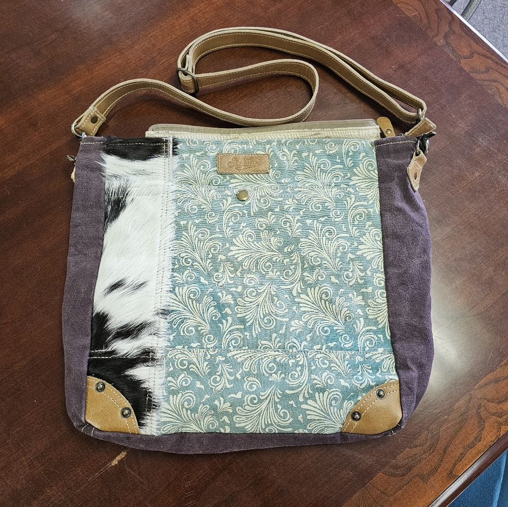 Sixtease Comely Shoulder Bag